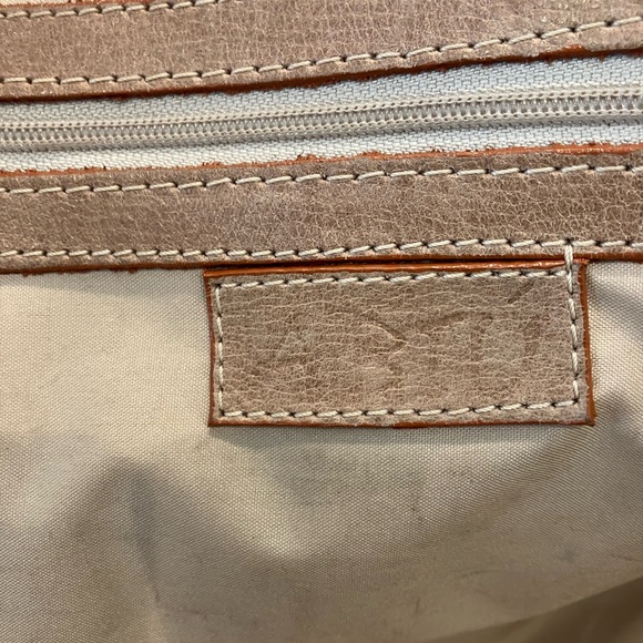 ABIU’ LEATHER BAG - Picture 7 of 8